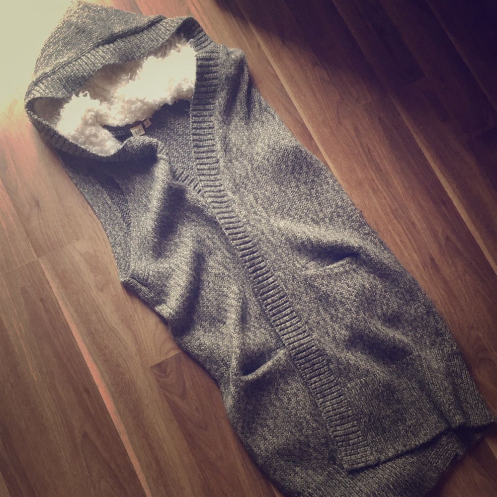 Long Heather Gray Sleeveless Vest by Gap